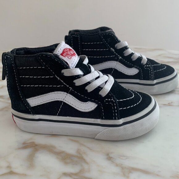 Vans Off the Wall SK8-Hi Zip Sneaker - Picture 1 of 7